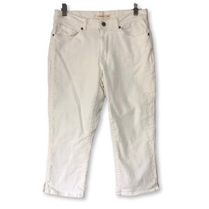 Levis Women's Capri Jeans White Floral Embroidered Size 30